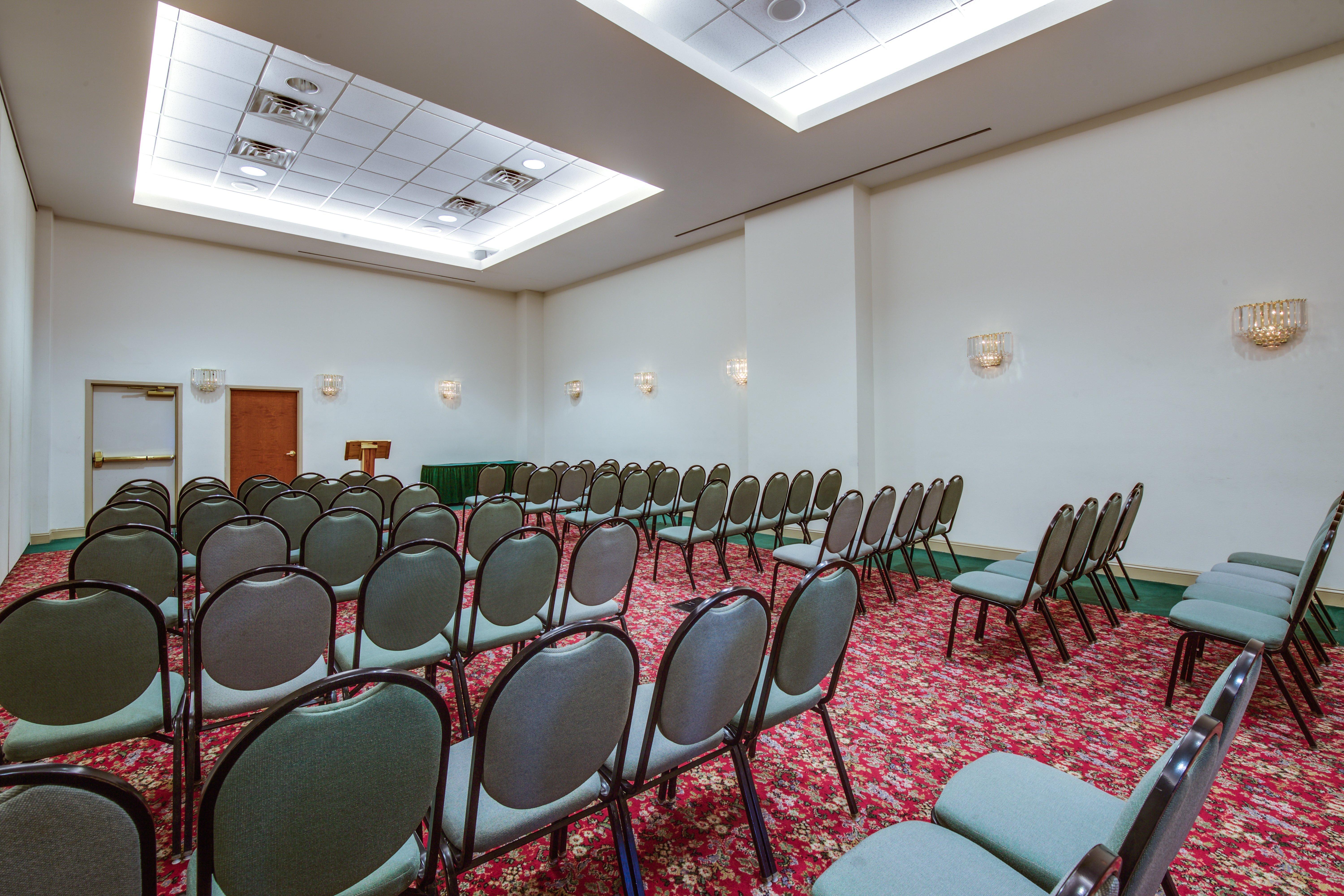Holiday Inn Express Hotel & Suites Greensboro-East By Ihg Exteriör bild