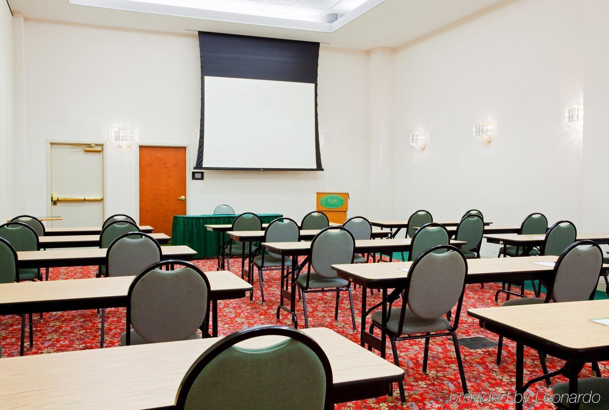 Holiday Inn Express Hotel & Suites Greensboro-East By Ihg Bekvämligheter bild