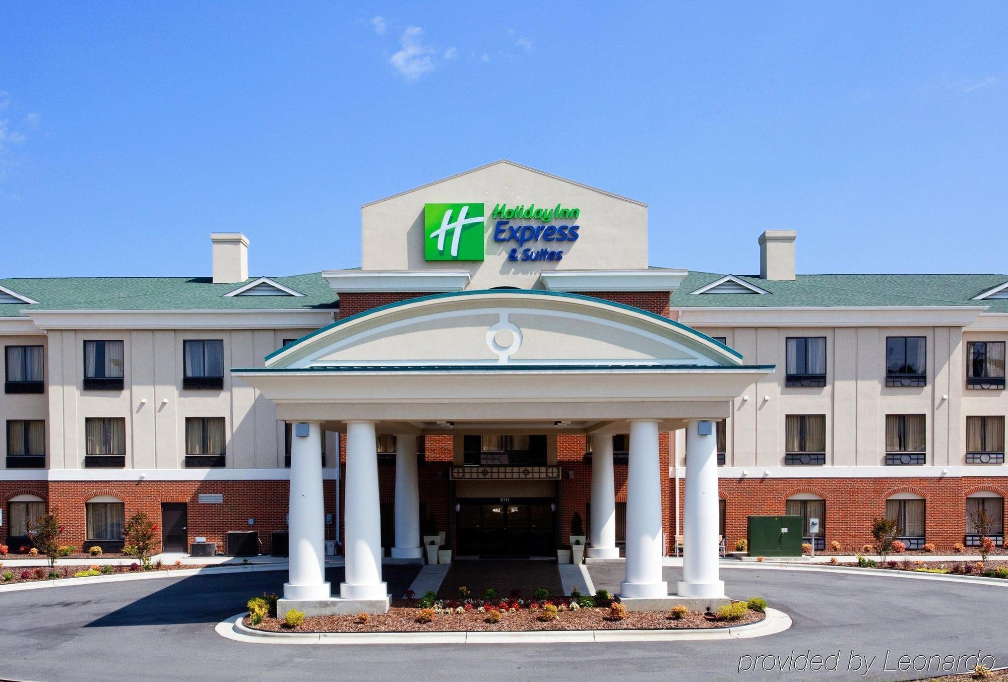 Holiday Inn Express Hotel & Suites Greensboro-East By Ihg Exteriör bild