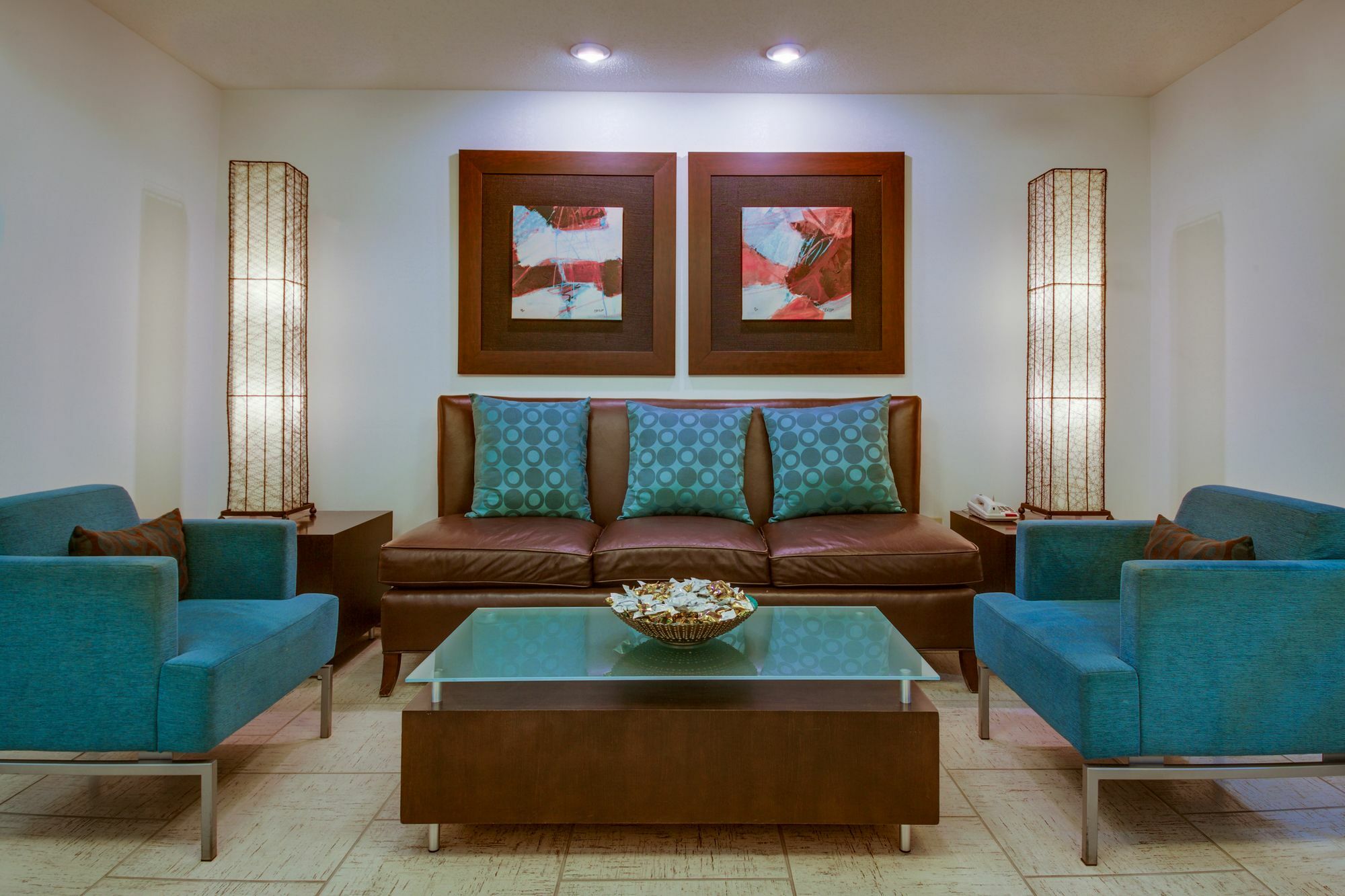Holiday Inn Express Hotel & Suites Greensboro-East By Ihg Exteriör bild